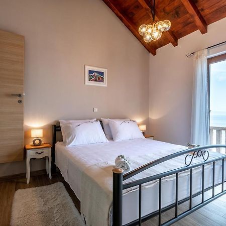 Seafront Stone Villa Blato  Экстерьер фото